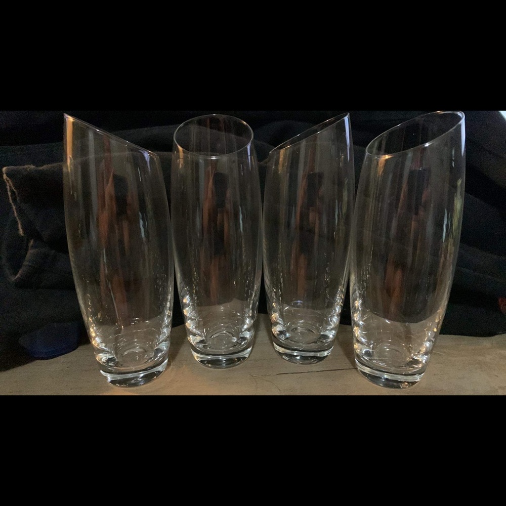 Bomshbee champagne glasses brand new never used